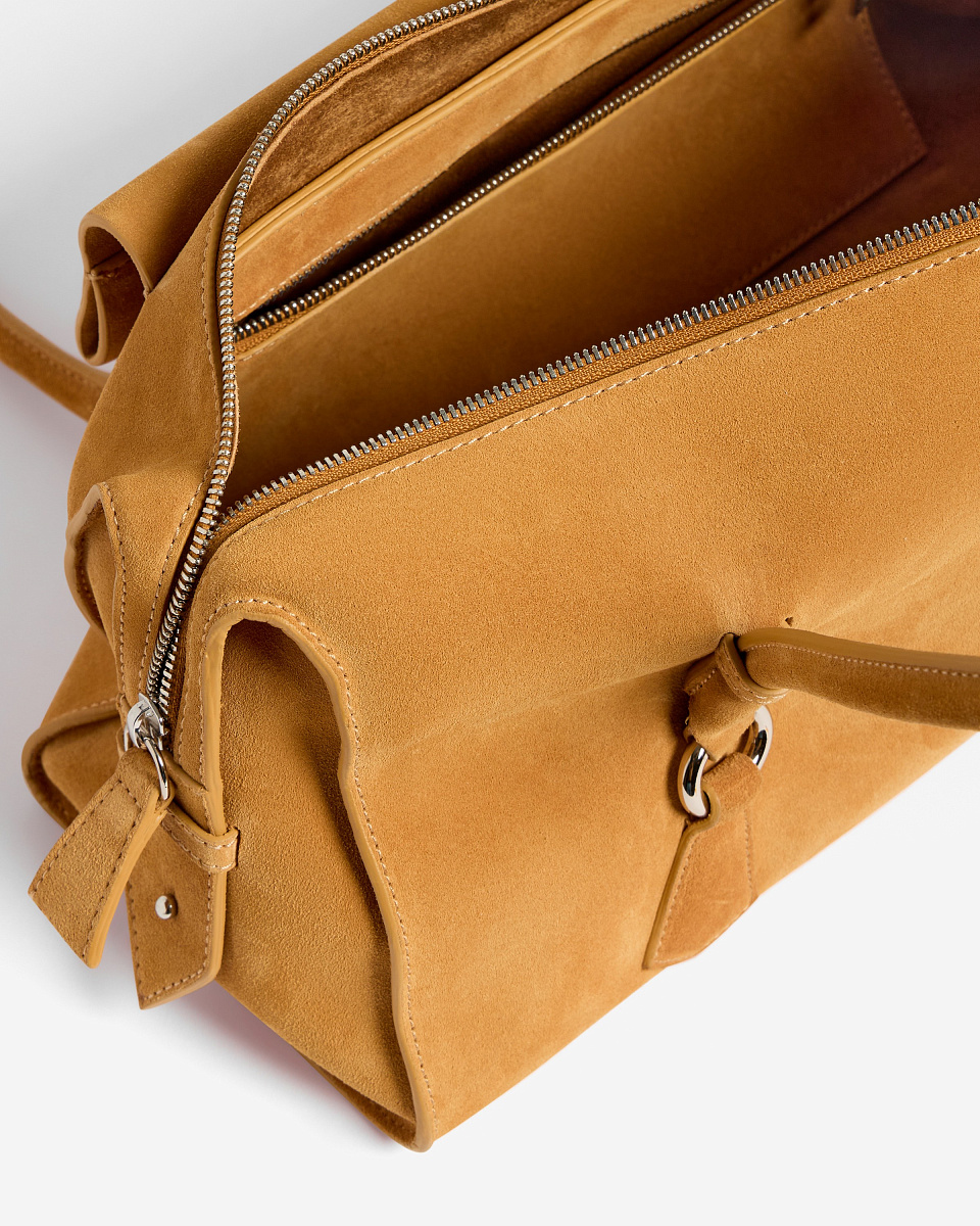 БЕЖЕВАЯ СУМКА-БОУЛИНГ ИЗ ЗАМШИ ALTOSD