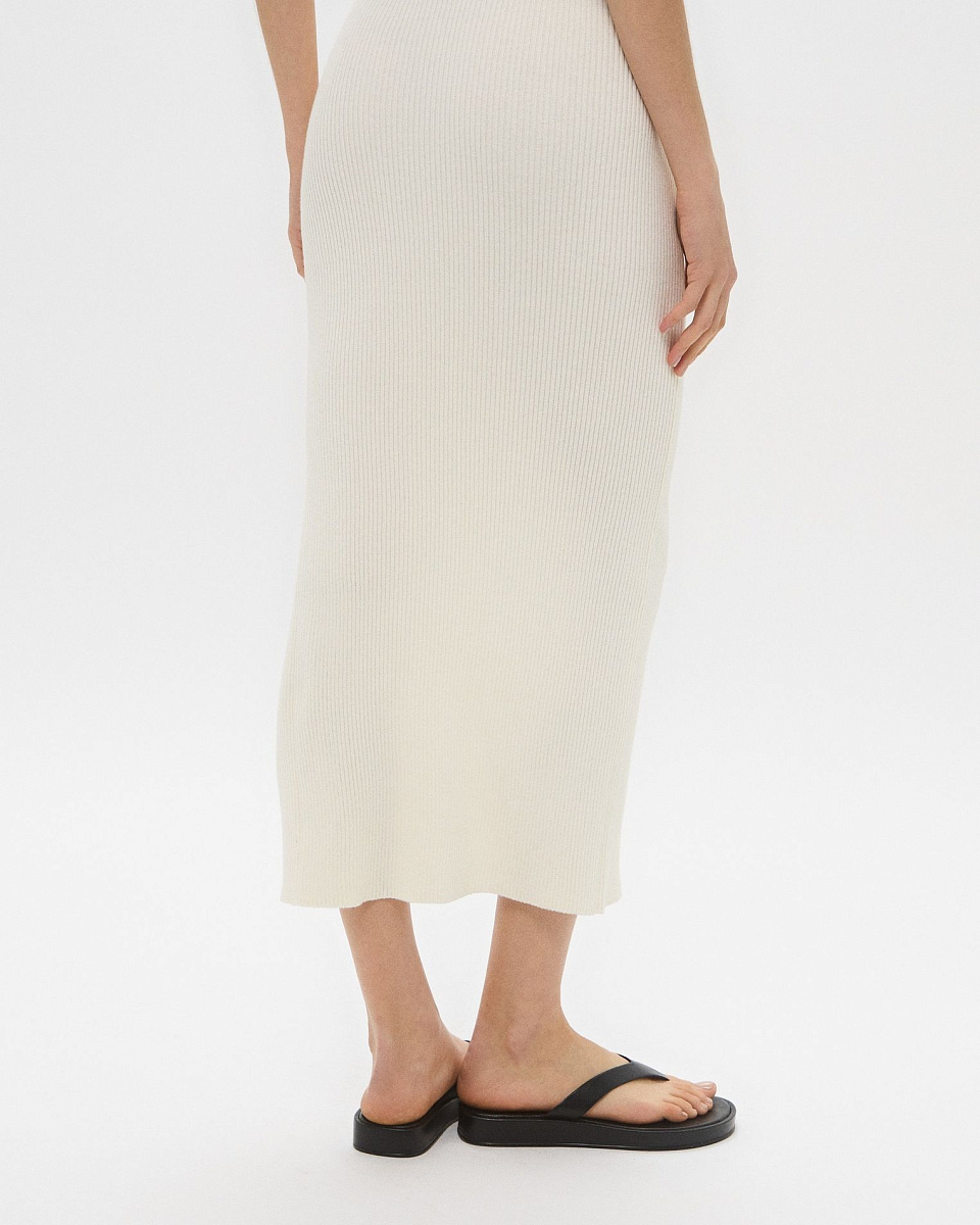 ТРИКОТАЖНАЯ ЮБКА-МИДИ С РАЗРЕЗОМ SORA