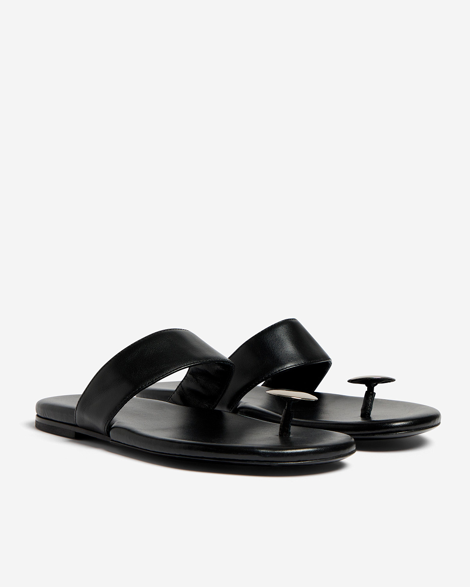 САНДАЛИИ С МЕТАЛЛИЧЕСКИМ РАЗДЕЛИТЕЛЕМ STUD