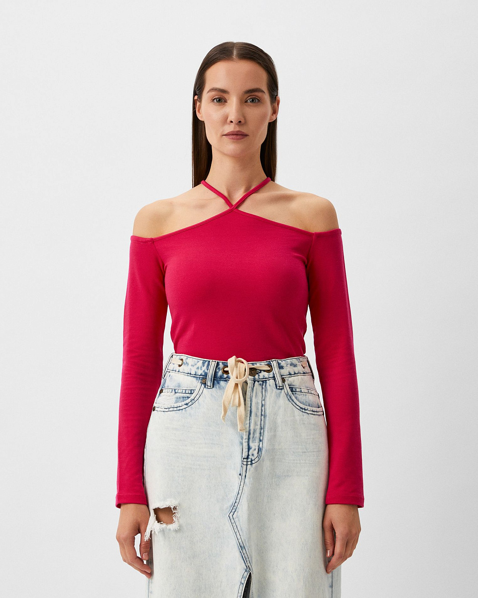 УКОРОЧЕННЫЙ ТОП С ВЫРЕЗОМ GRENADE