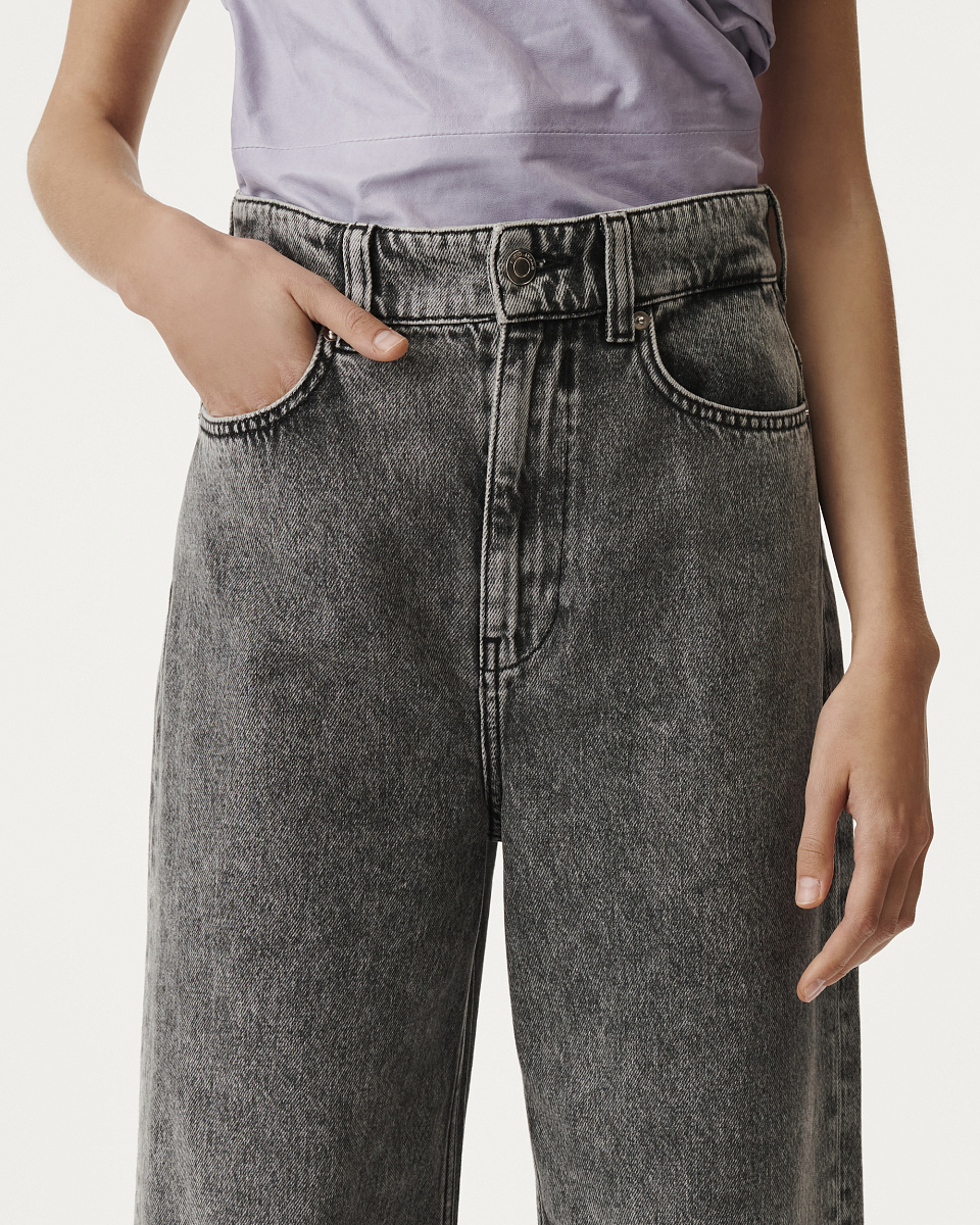 ДЖИНСЫ С ВЫЦВЕТШИМ ЭФФЕКТОМ И ВЫСОКОЙ ПОСАДКОЙ DEVI