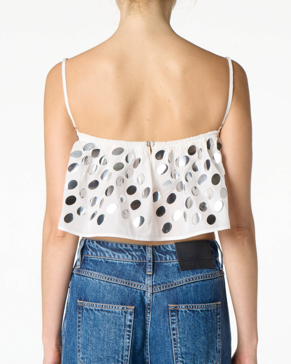 БЕЛЫЙ ТОП С ЗЕРКАЛЬНЫМИ МЕТАЛЛИЧЕСКИМИ ЭЛЕМЕНТАМИ DOTTIE БЕЛЫЙ ТОП С ЗЕРКАЛЬНЫМИ МЕТАЛЛИЧЕСКИМИ ЭЛЕМЕНТАМИ DOTTIE